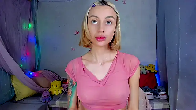 LickLizzy online show from 11-10-25, 10:14