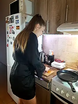 Snapshot of Keli_Jessi chatting on 12-02-24, 06:21 Keli Jessi online show from 12-02-24, 06:21