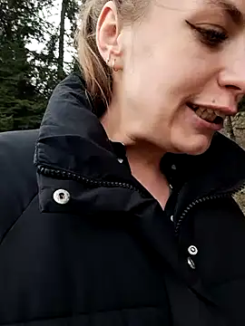 Snapshot of Keli_Jessi chatting on 03-22-25, 12:46 Keli Jessi online show from 03-22-25, 12:46