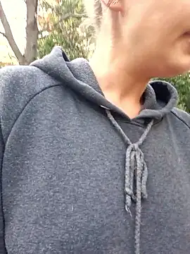 Snapshot of Keli_Jessi chatting on 09-18-25, 01:13 Keli Jessi online show from 09-18-25, 01:13