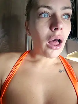 Snapshot of Keli_Jessi chatting on 11-15-25, 07:10 Keli Jessi online show from 11-15-25, 07:10