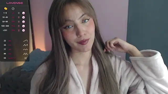 sweetrafaella online show from 10-17-25, 03:53