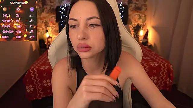 Snapshot of KristiiMax chatting on 12-24-24, 06:28 KristiiMax online show from 12-24-24, 06:28