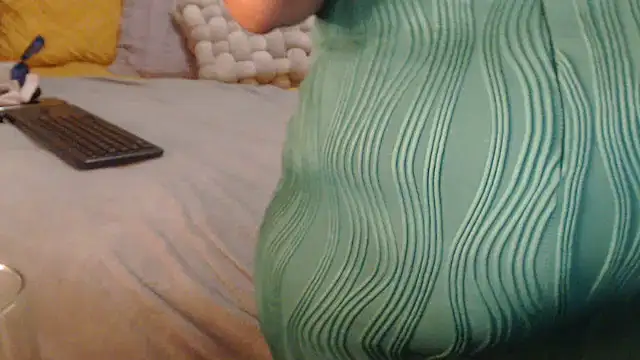 Creamyass22 online show from 11-27-25, 05:59