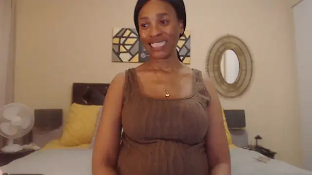 Creamyass22 online show from 11-28-25, 06:43