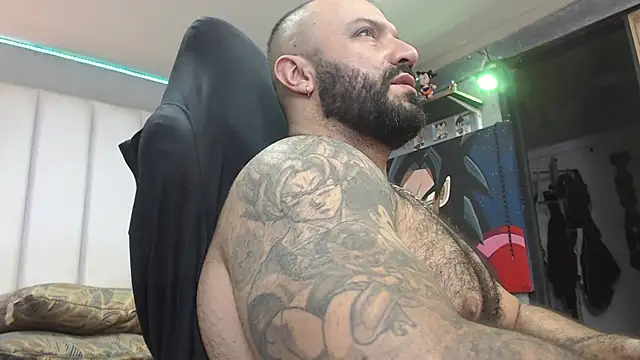 Snapshot of bardock_1 chatting on 01-30-25, 10:51 bardock 1 online show from 01-30-25, 10:51