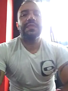 Snapshot of bardock_1 chatting on 02-20-25, 01:19 bardock 1 online show from 02-20-25, 01:19