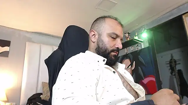 Snapshot of bardock_1 chatting on 11-15-25, 08:49 bardock 1 online show from 11-15-25, 08:49