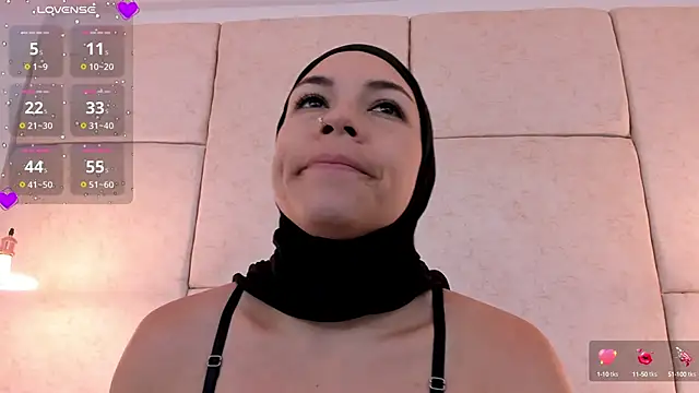 Snapshot of aisha_vs chatting on 02-26-25, 12:03 aisha vs online show from 02-26-25, 12:03