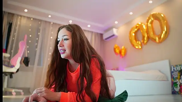RosyEmily online show from 12-21-24, 01:32