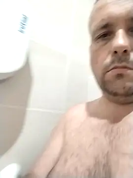 manubm03 online show from 10-30-25, 11:33