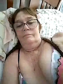 Snapshot of bellaau chatting on 01-15-25, 06:33 bellaau online show from 01-15-25, 06:33