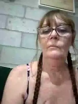 Snapshot of bellaau chatting on 01-18-25, 12:13 bellaau online show from 01-18-25, 12:13