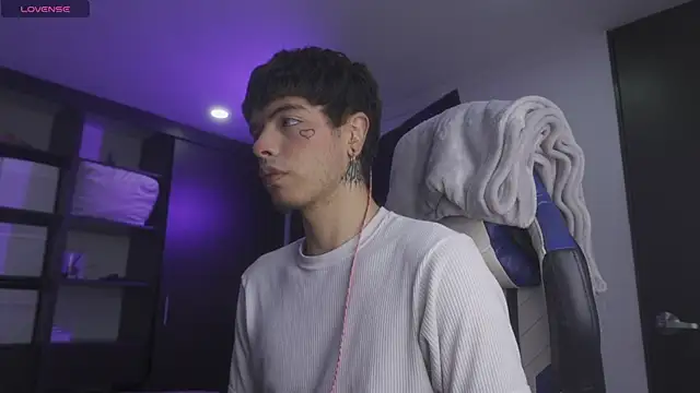  morghan  online show from 10-30-25, 09:04