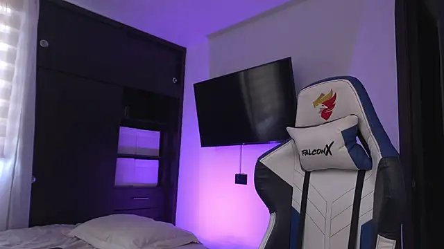  morghan  online show from 02-25-26, 07:34