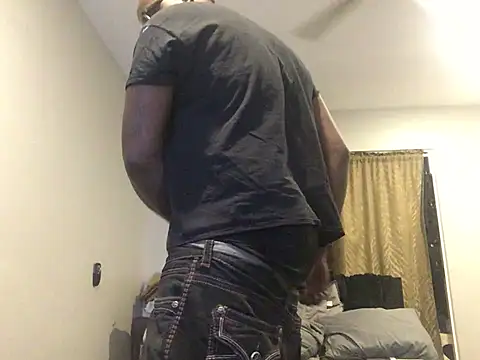 Snapshot of Londonfrotadejr chatting on 01-12-25, 06:39 Londonfrotadejr online show from 01-12-25, 06:39