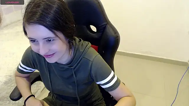 tania sweet   online show from 03-22-25, 03:53