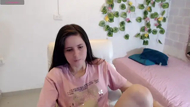 tania sweet   online show from 11-09-25, 03:43