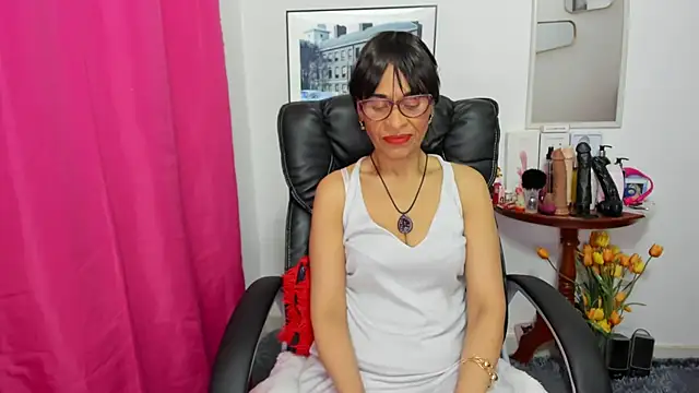Aries Mature online show from 01-11-25, 12:44