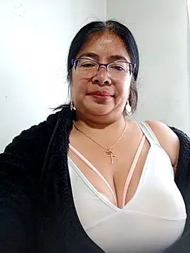   valentina18 online show from 02-20-25, 01:08