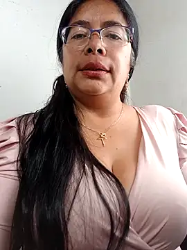   valentina18 online show from 02-23-25, 04:24