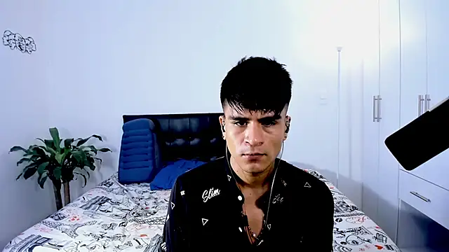 Eiden allenx online show from 12-29-24, 04:19
