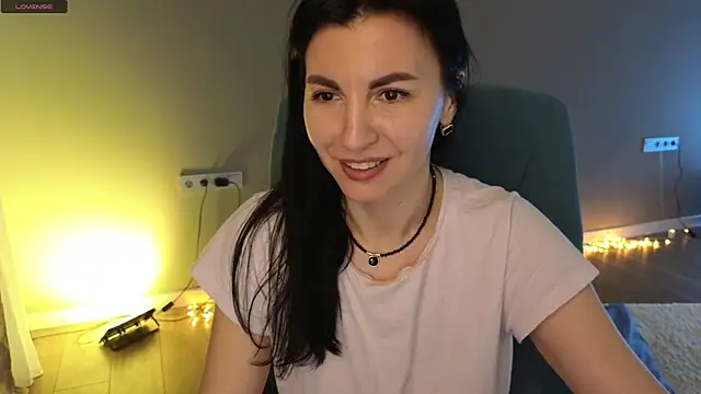 Mary love16 online show from 02-13-25, 12:43