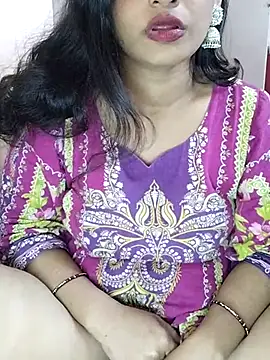 Snapshot of Beautifulsex4u chatting on 02-25-25, 07:03 Beautifulsex4u online show from 02-25-25, 07:03