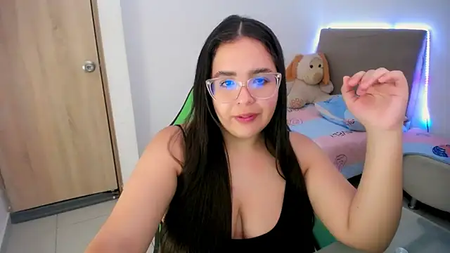 Snapshot of _alicia_z chatting on 03-22-25, 09:42 alicia z online show from 03-22-25, 09:42