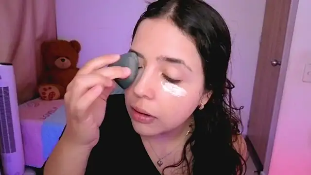  alicia z online show from 04-16-26, 06:09