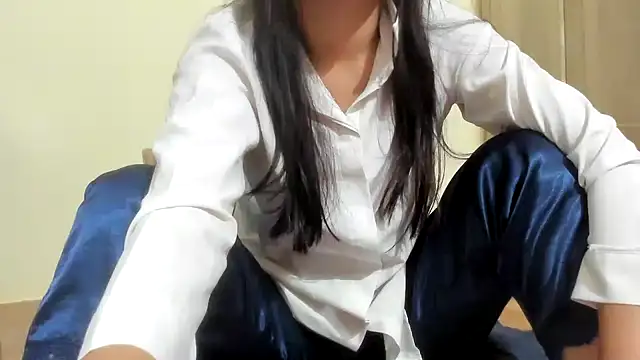 Snapshot of Beauty_Asian_Tina chatting on 01-25-25, 09:14 Beauty Asian Tina online show from 01-25-25, 09:14