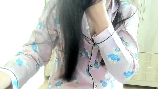 Snapshot of Beauty_Asian_Tina chatting on 03-06-25, 06:52 Beauty Asian Tina online show from 03-06-25, 06:52