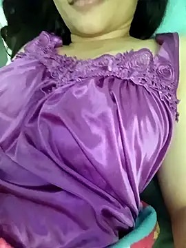 Snapshot of Beauty_Asian_Tina chatting on 11-11-25, 06:24 Beauty Asian Tina online show from 11-11-25, 06:24