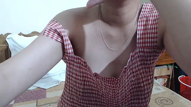 Snapshot of Beauty_Asian_Tina chatting on 01-12-26, 10:42 Beauty Asian Tina online show from 01-12-26, 10:42