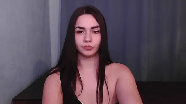 Snapshot of HannahMeid chatting on 12-11-24, 09:12 HannahMeid online show from 12-11-24, 09:12