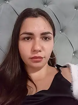 Snapshot of HannahMeid chatting on 09-15-25, 09:53 HannahMeid online show from 09-15-25, 09:53