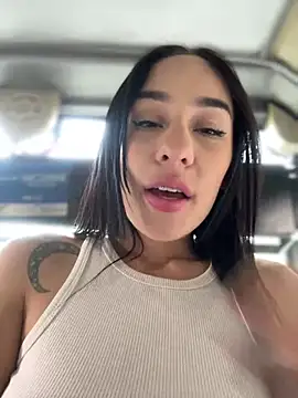 Snapshot of __IRIS__ chatting on 12-04-24, 02:04 IRIS online show from 12-04-24, 02:04