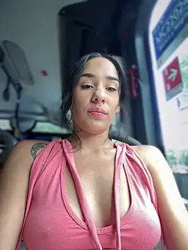 Snapshot of __IRIS__ chatting on 12-17-24, 07:26 IRIS online show from 12-17-24, 07:26