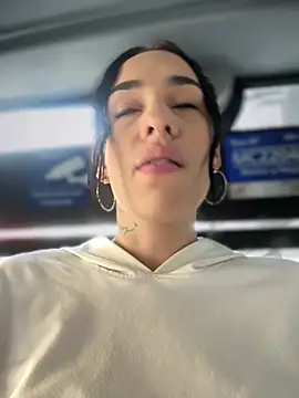 Snapshot of __IRIS__ chatting on 01-07-25, 02:51 IRIS online show from 01-07-25, 02:51