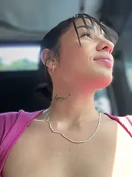 Snapshot of __IRIS__ chatting on 01-28-25, 06:49 IRIS online show from 01-28-25, 06:49