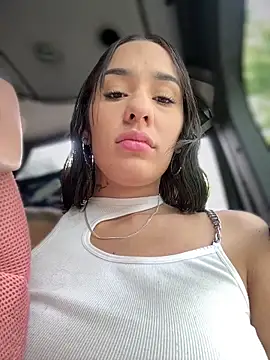 Snapshot of __IRIS__ chatting on 02-13-25, 06:38 IRIS online show from 02-13-25, 06:38