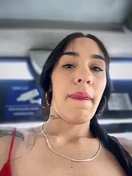 Snapshot of __IRIS__ chatting on 02-18-25, 04:48 IRIS online show from 02-18-25, 04:48