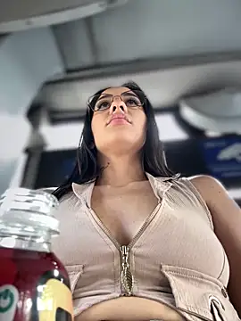 Snapshot of __IRIS__ chatting on 09-15-25, 02:06 IRIS online show from 09-15-25, 02:06