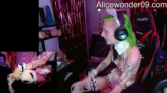 alicewonder09 online show from 01-10-26, 03:41