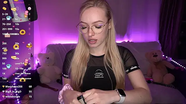 AmandaFiree online show from 12-14-24, 05:25