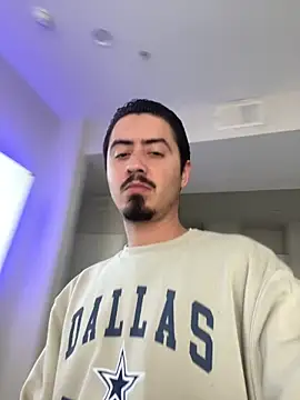Snapshot of Bbyboyivan chatting on 02-14-25, 08:59 Bbyboyivan online show from 02-14-25, 08:59