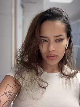 MistressBelleNoire online show from 12-12-24, 02:04