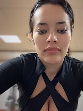 MistressBelleNoire online show from 02-05-25, 01:37