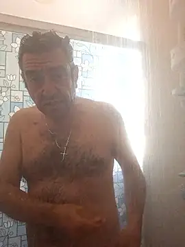 FernandoReuterG online show from 01-13-26, 03:17