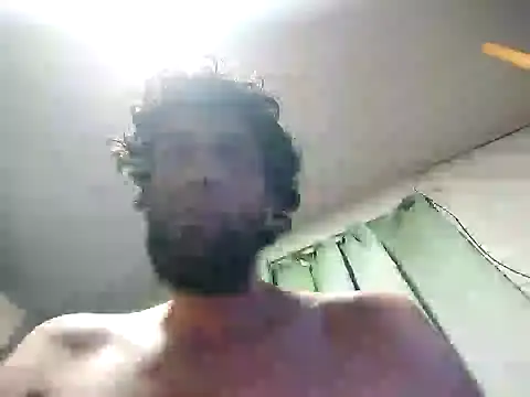 Snapshot of Hotcasados69 chatting on 12-19-24, 08:02 Hotcasados69 online show from 12-19-24, 08:02